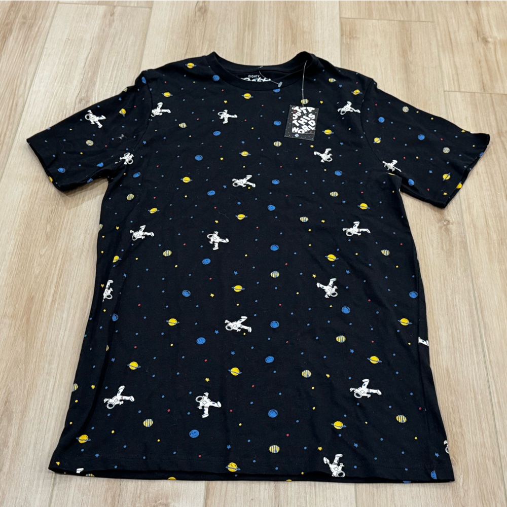NWT Eighty Eight Brand Space Print T-Shirt – Medium
